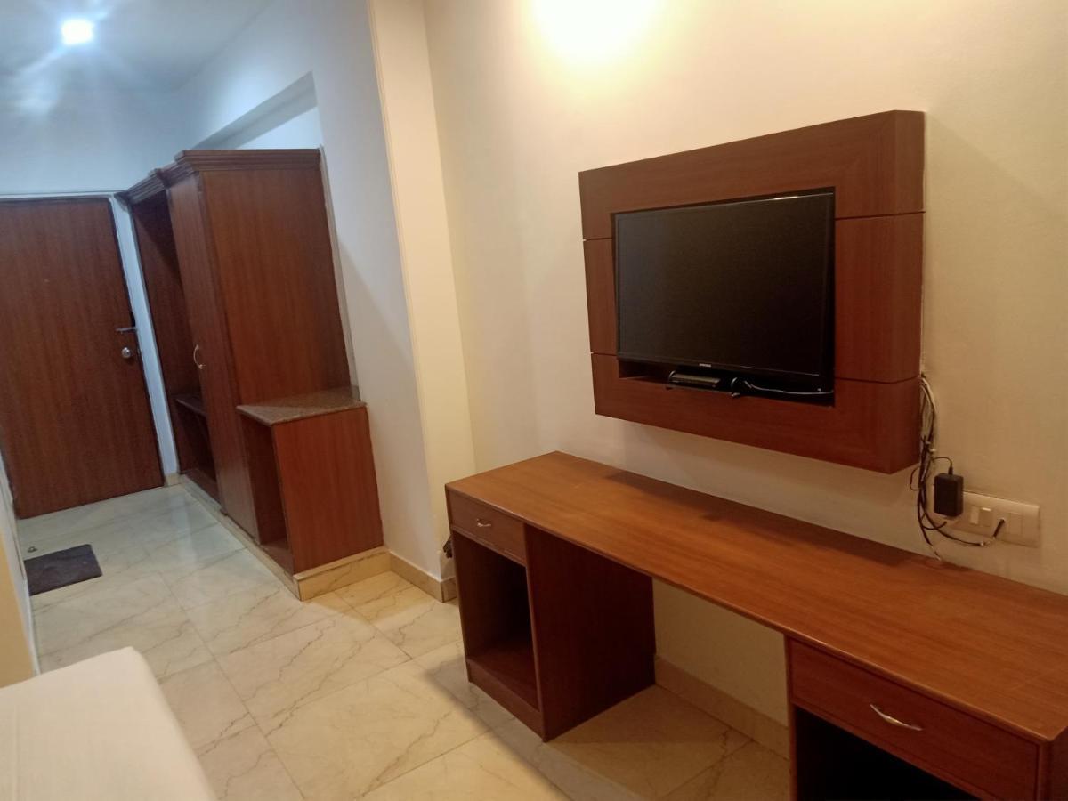 Hotel Chaupal By Casa Bella Ґурґаон Екстер'єр фото