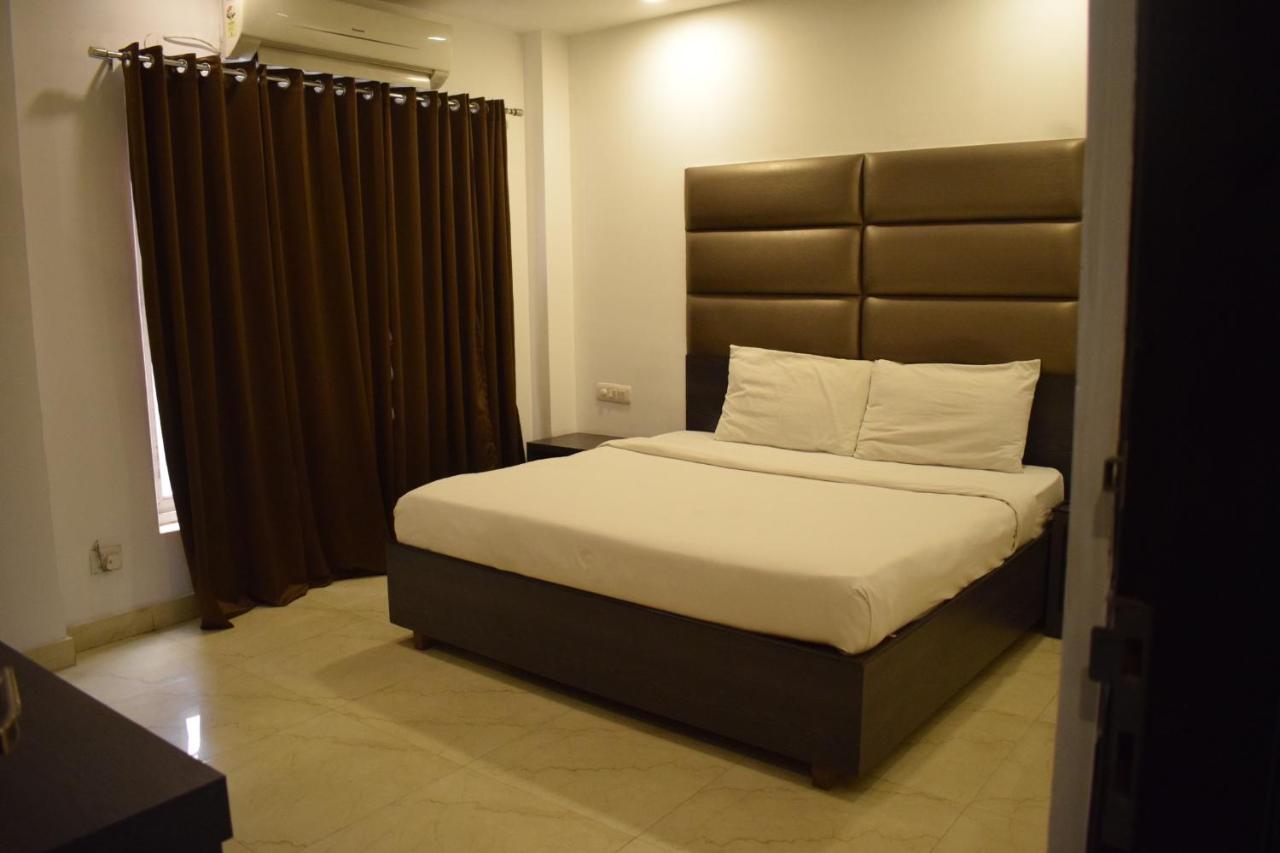 Hotel Chaupal By Casa Bella Ґурґаон Екстер'єр фото