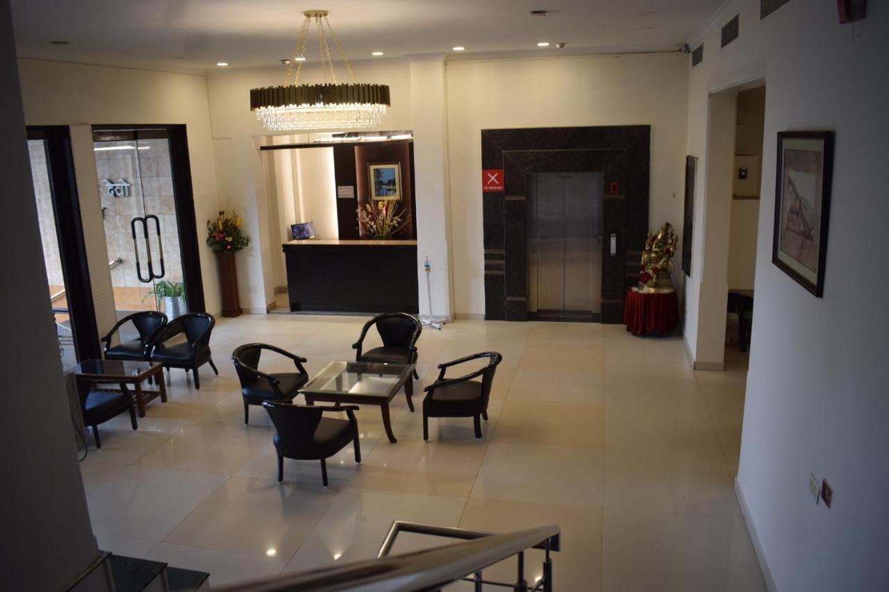 Hotel Chaupal By Casa Bella Ґурґаон Екстер'єр фото