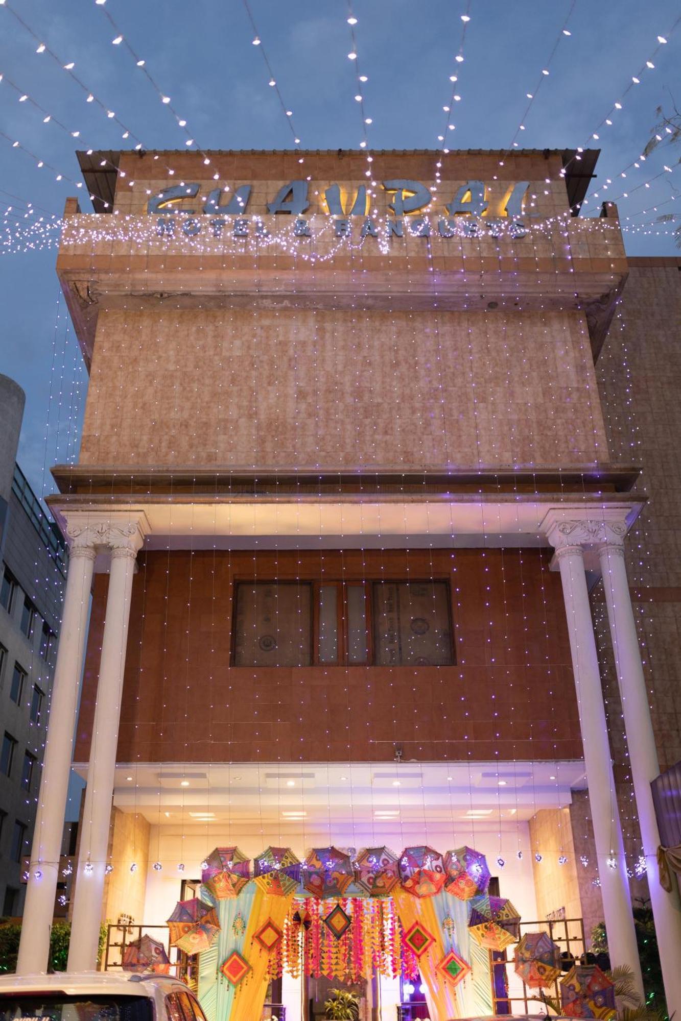 Hotel Chaupal By Casa Bella Ґурґаон Екстер'єр фото